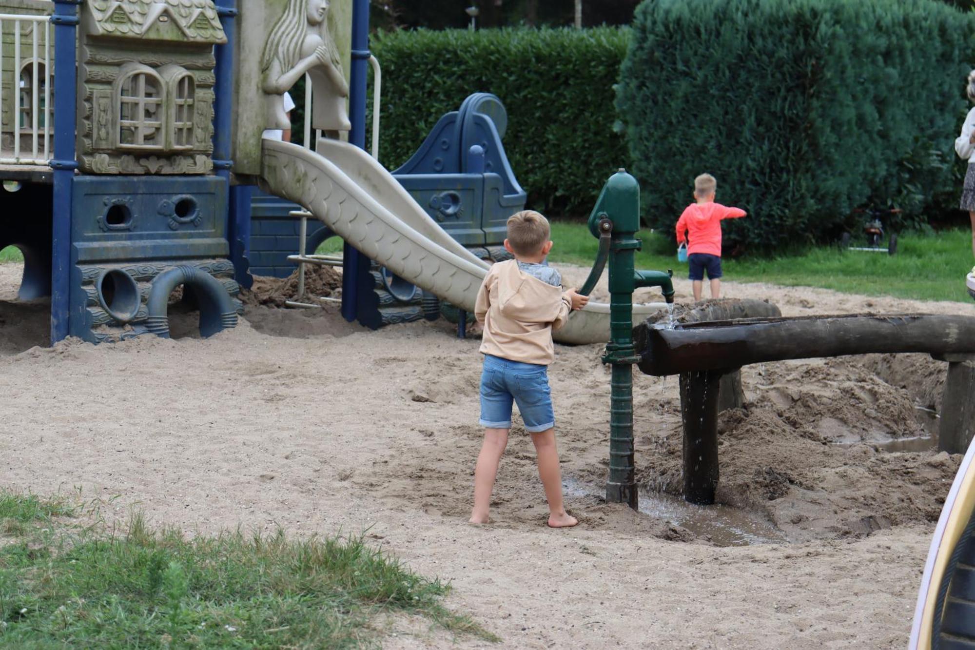 Holiday Park Duinhoeve Udenhout Exterior foto